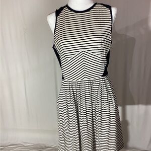 Élégant navy and cream Rebecca Taylor dress size Large.